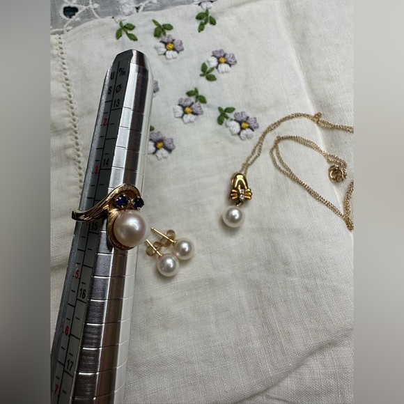 14 K gold chain with pearl pendant with Two diamonds, 14k earrings and r… - Picture 4 of 16